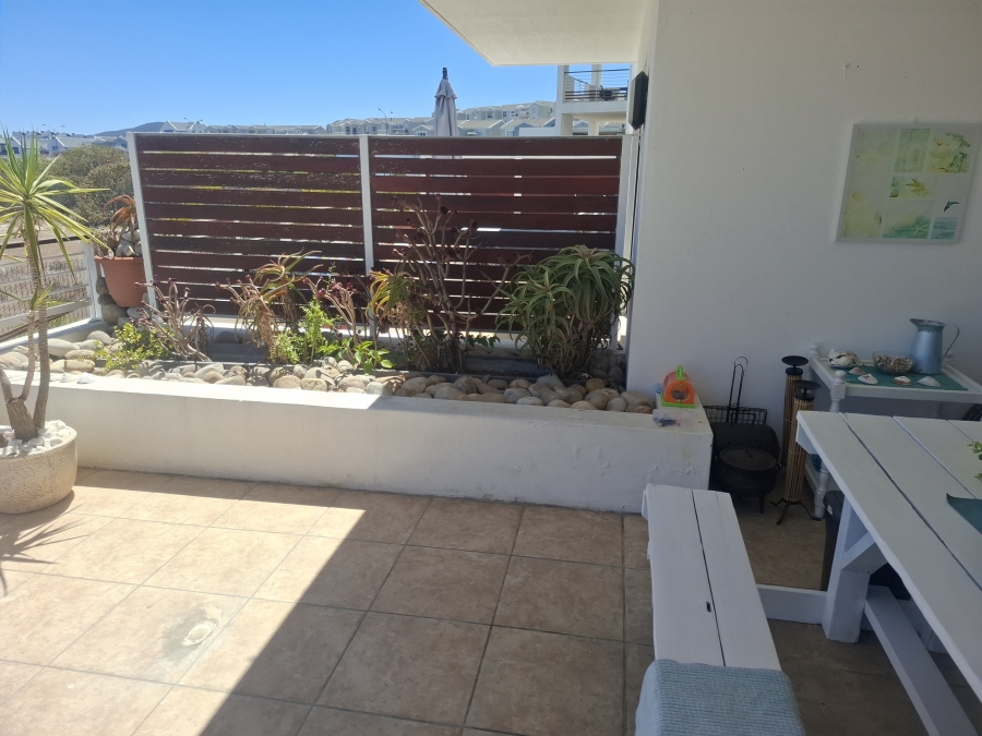 To Let 2 Bedroom Property for Rent in Beachfront Western Cape